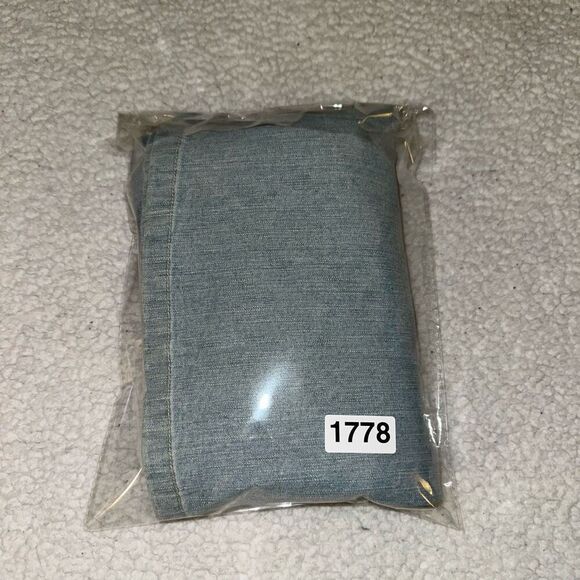 Tommy Jeans Juniors Light Wash Denim Flare Y2K Size 7 NWT - Picture 12 of 12